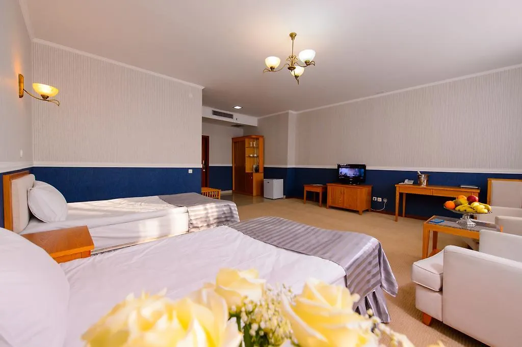 Hotel O Azamat Astana 3*,